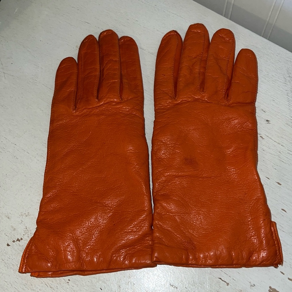 Vintage Shalimar made in Italy orange leather ladies driving gloves size 7.5
